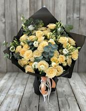 Букет цветов из:  Розы и Лизиантусы в Игумново