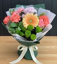 Букет цветов из:  Гвоздики, Розы, Герберы и Хризантемы в Игумново